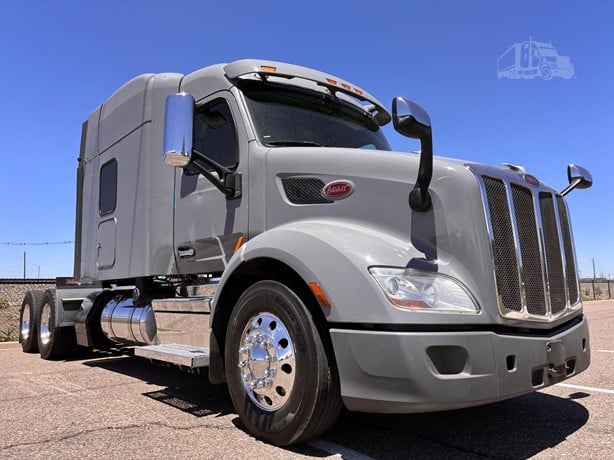 2020 PETERBILT 579