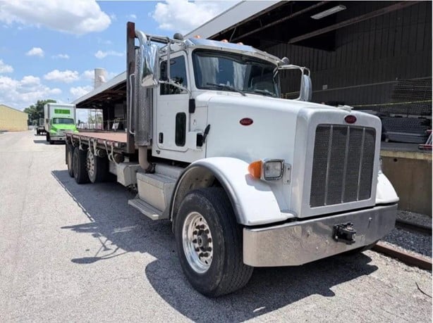 2014 PETERBILT 365