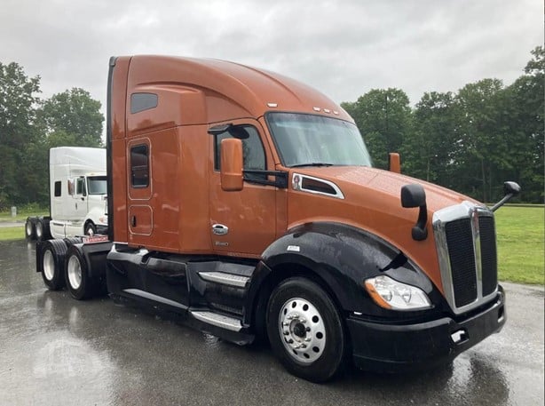 2023 KENWORTH T680